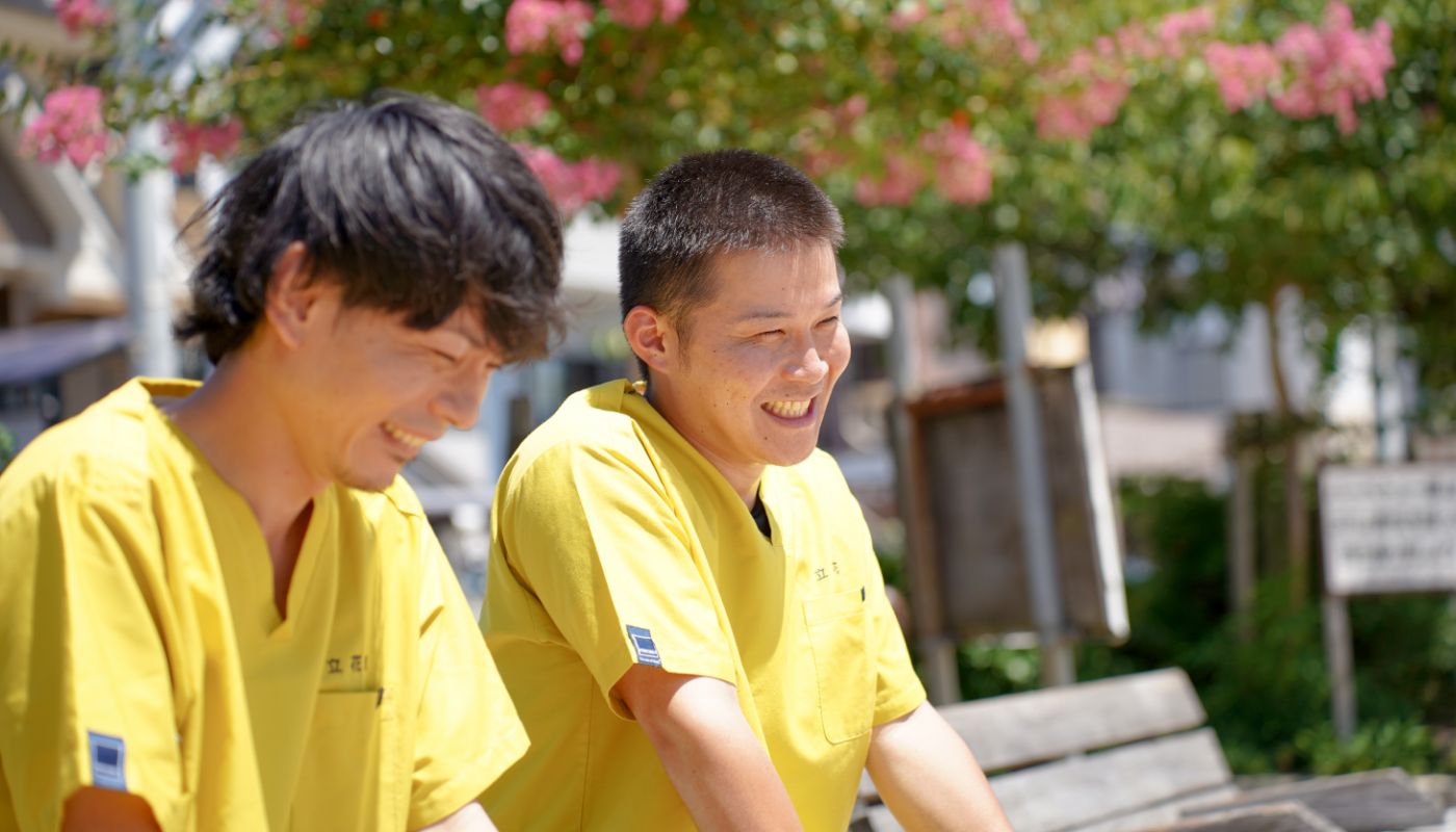 談笑カットの参考例